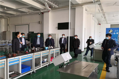 熱烈歡迎旭陽集團副總裁苑希現(xiàn)一行到山東化工技師學院參觀考察